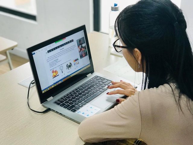 Xu hướng học cắt tóc Online phổ biến trong giới trẻ Xu hướng học cắt tóc Online phổ biến trong giới trẻ