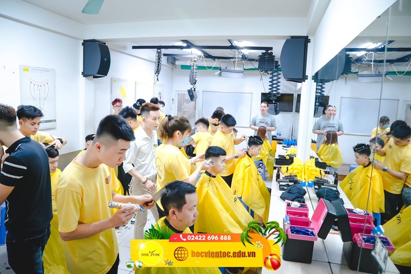 Học cắt tóc ở Phú Thọ1 1