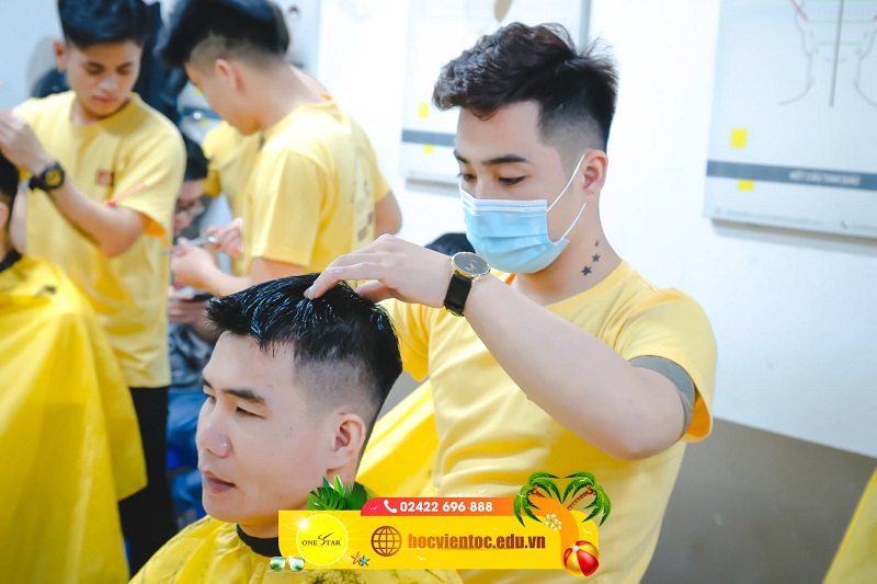 Học cắt tóc ở Quảng Ninh 2