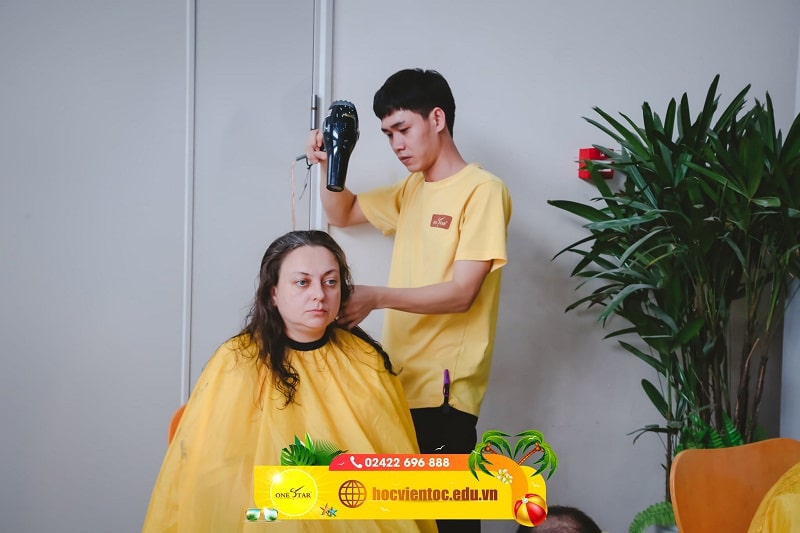 Học cắt tóc ở Quảng Bình 3